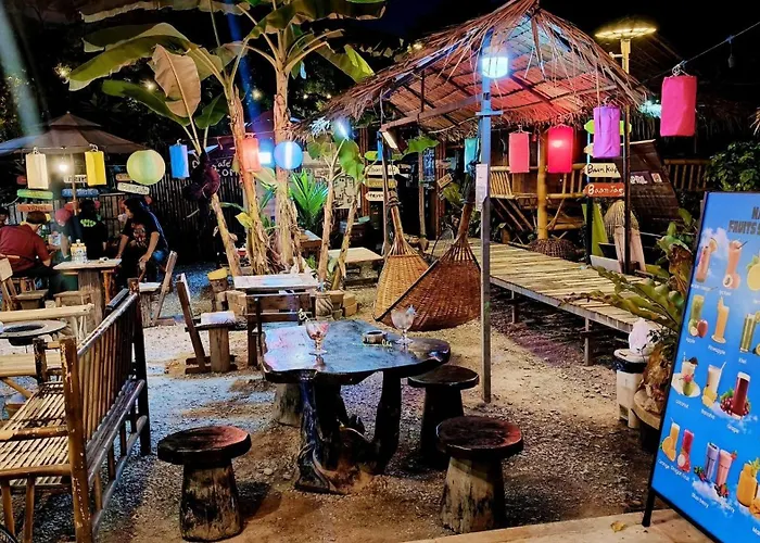 Хостел Do Dee Cafe Бангкок